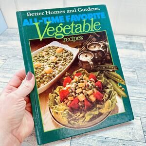 1977 Vegetable Recipes Cookbook BHG Hardcover Retro 70s recipes‎ Vintage YUM